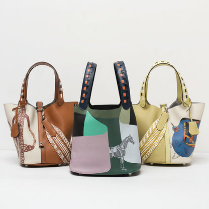 Women's Togo Cowhide Bucket Bag