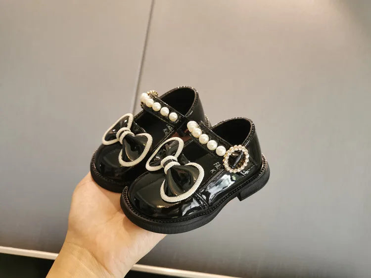 Toddler Girls Leather Casual Shoes with Pearl Beading and Bowknot