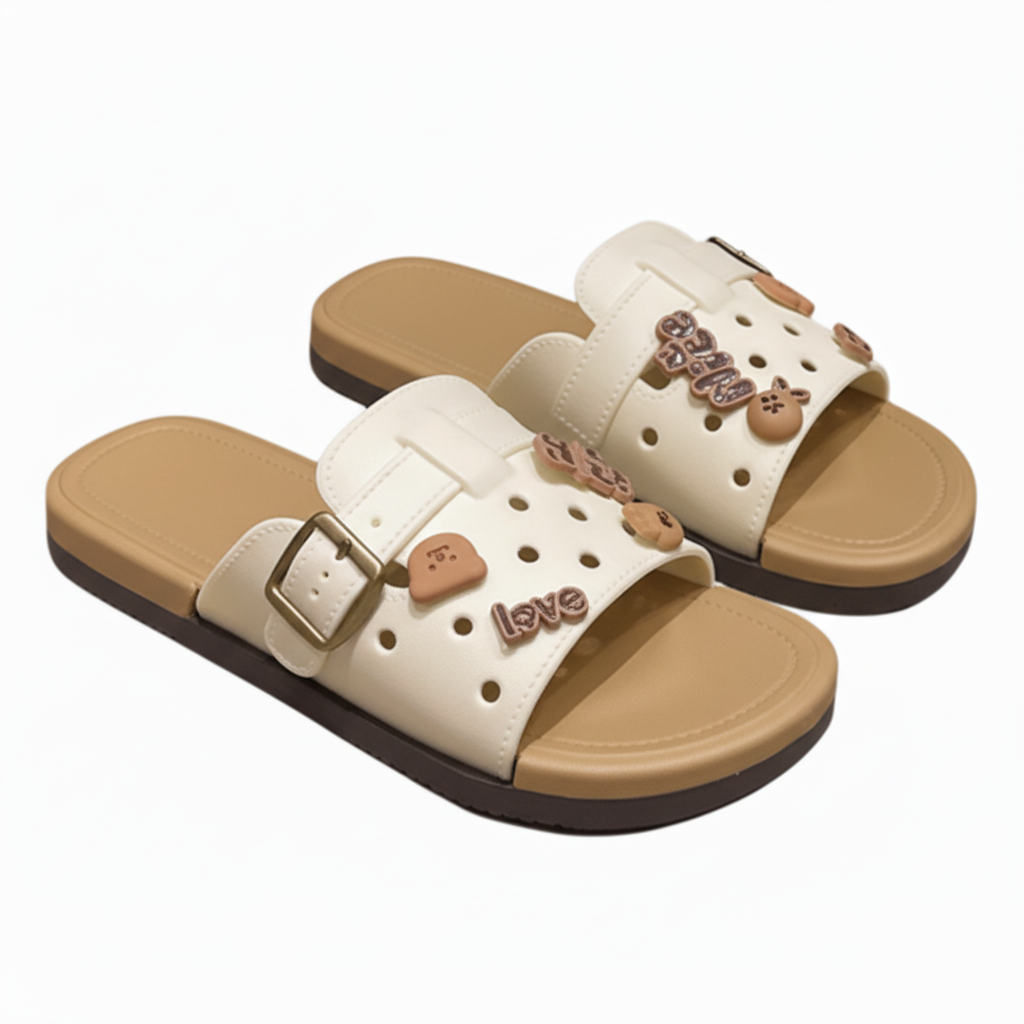 Women Honey Bear Charm Buckle Slides