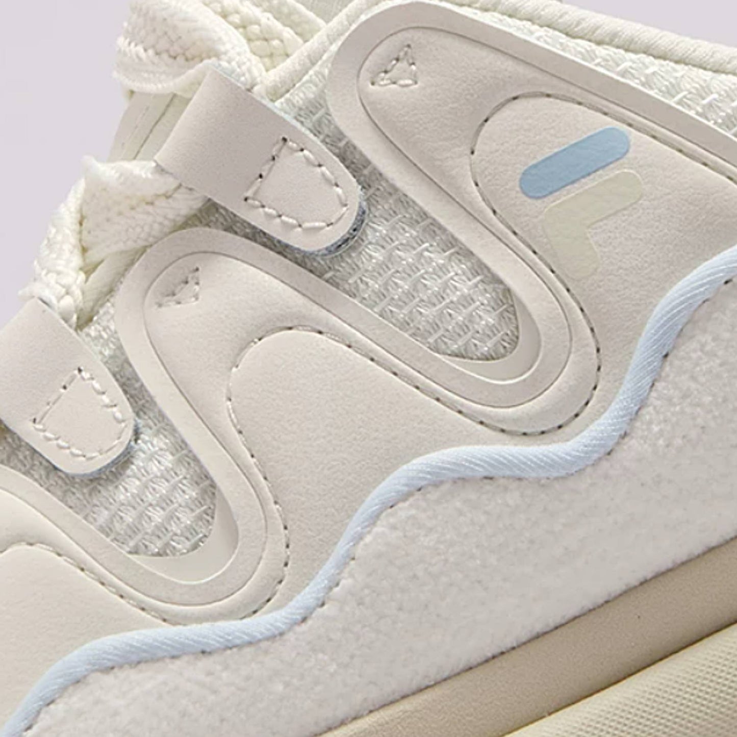 FILA | Women's Fusion Pisa Flat Sneakers - Beige